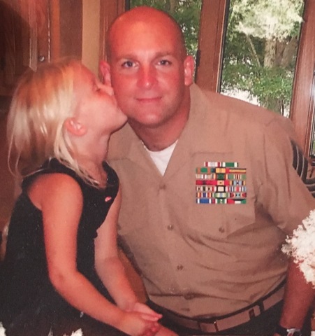 Mi Padre Fue a Combatir