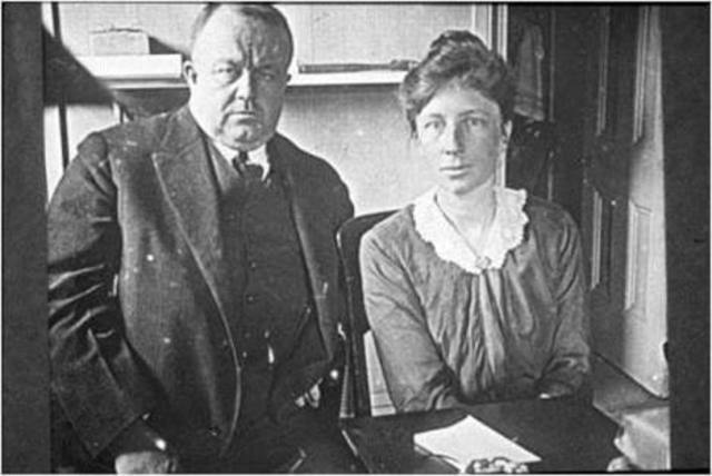 Franky y Lilian Gilbert primer pareja en la ingeniería industrial.