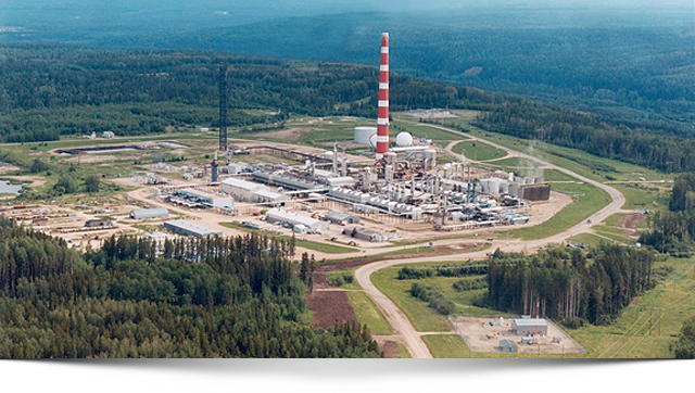 A sour gas plant is built near a Lubicon village