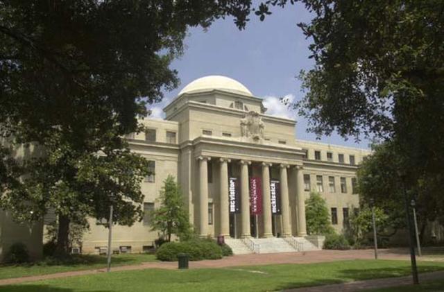 Mi hermano fue a la Universidad de Carolina del Sur