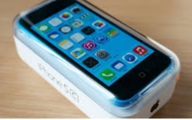 Kayla Lovich Got Her First Phone