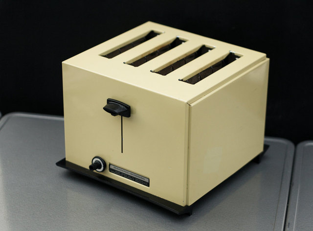 1960s toaster