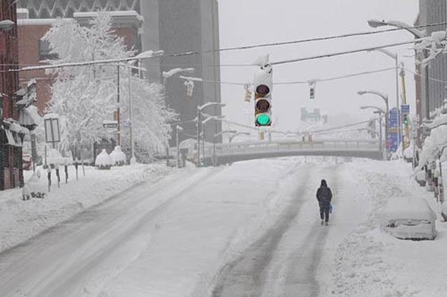 15-inch Snowfall Hits Pittsburgh