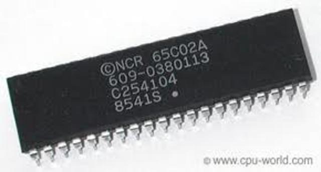 MOS 6502 is introduced