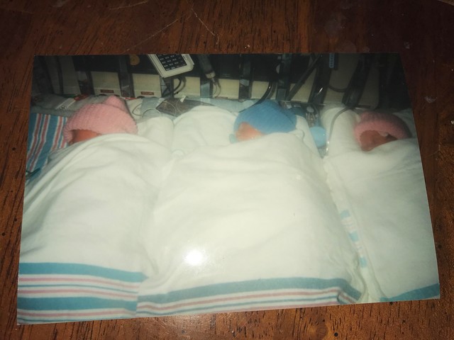 2002- Nací en Charlotte, North Carolina.