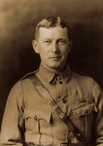 "In Flanders Field" written by John Mcrae