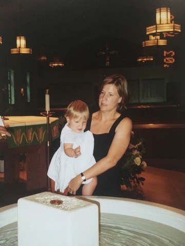 Me bautizaron en la iglesia.