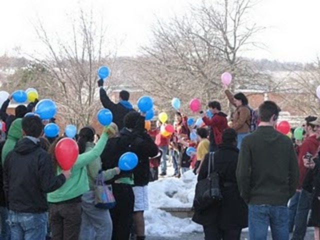 Rally outside the East Pittsburgh plan of Westinghouse
