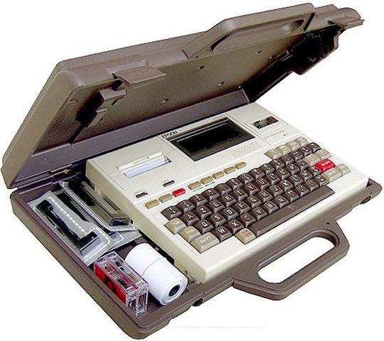 Computadora Portátil, Epson HX-20