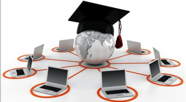 Inicia la educación universitaria a distancia