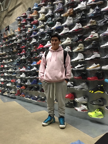 Fui a una zapatería en Detroit, Michigan