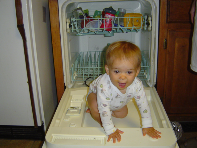 En mi primero cumpleaños, yo cupe en los lugares pequeños.