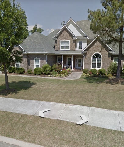 Me mudé a Evans, Georgia.