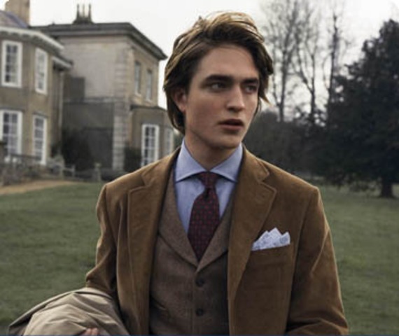 Robert Pattinson entra a la secundaria