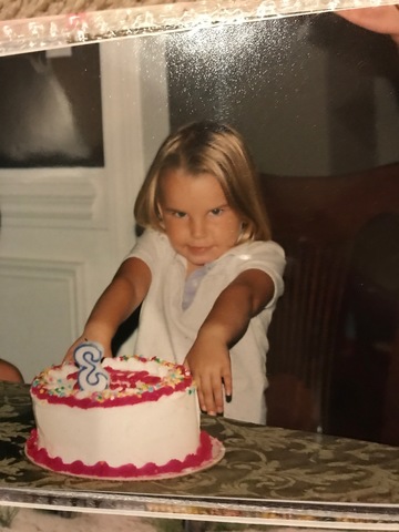 Mi familia y Yo celebramos mi tercer cumpleaños