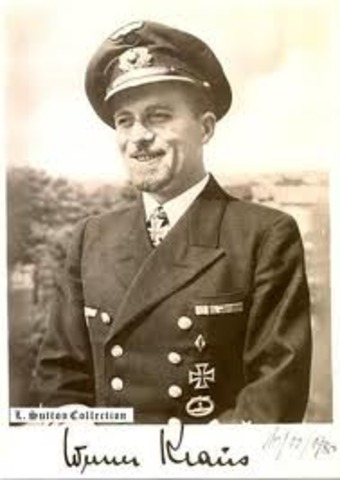 Atomic bomb dropped on Hiroshima-unit goes missing.