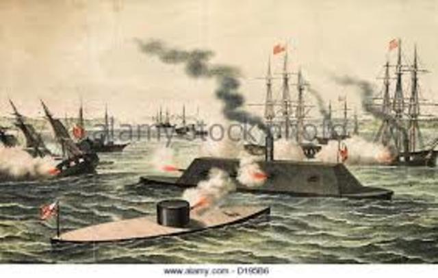 First submarines battle