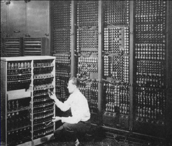 COMPUTADORAS DE VÁLVULAS DE VACÍO