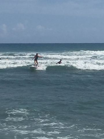 Yo aprendé a hacer surf.