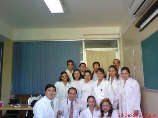 Generación 2001-2004 Medicina Familiar