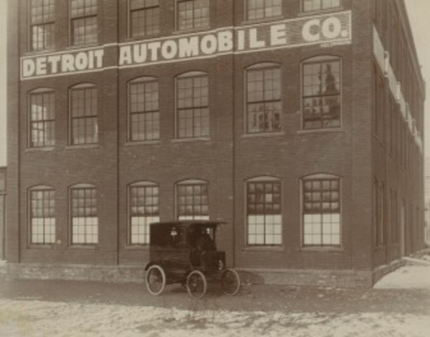 Detroit Automobile Company is founded