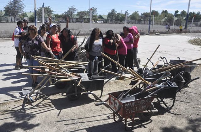 Se crea el Programa Jefes de Hogar