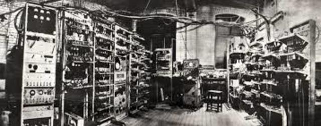 Ordenadores construidos con válvulas de vacío