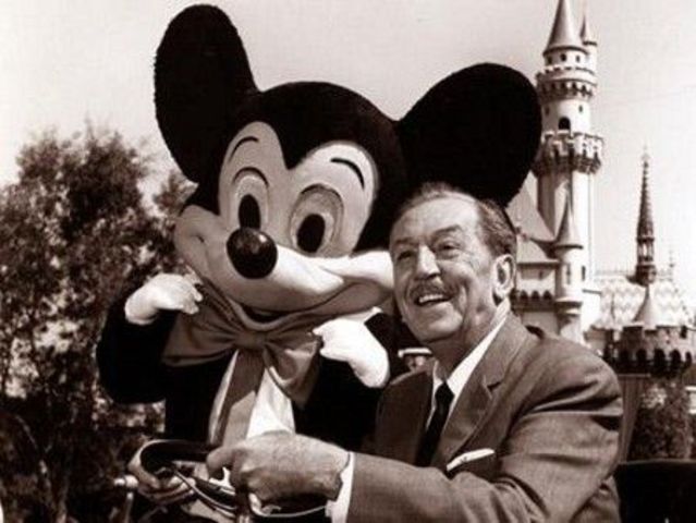 Nace Walt Disney