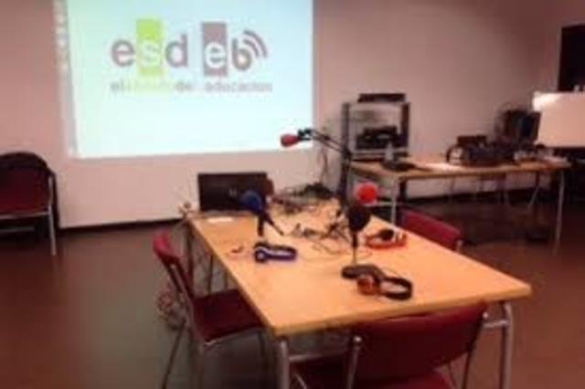 IMPLEMENTACIÓN DE LA RADIO EDUCATIVA