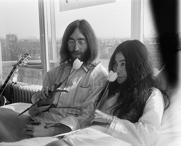 Ámbito Cultural. John Lennon graba "Imagine"