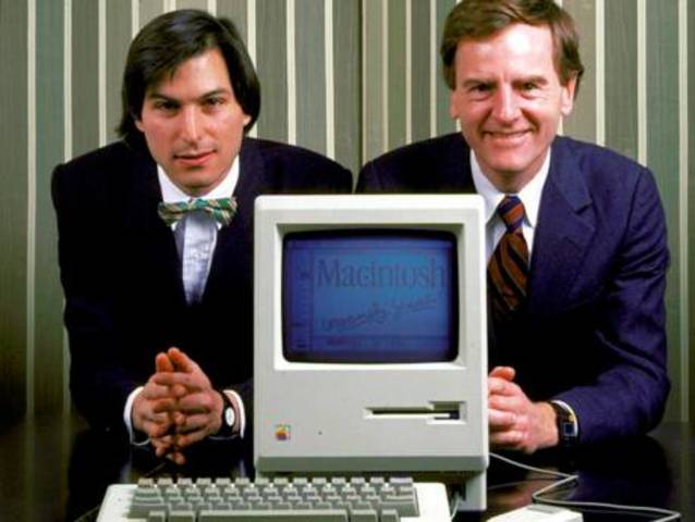 Steve Jobs y Steve Wozniak-Macintosh