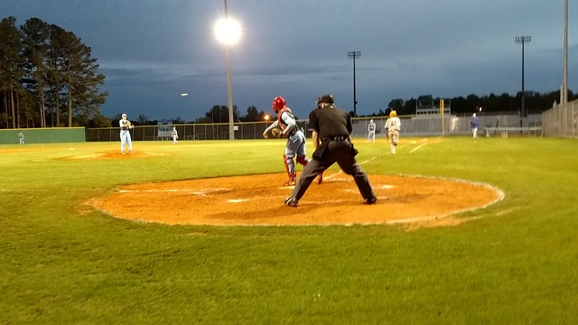 Jugué béisbol con mi equipo en Piedmont