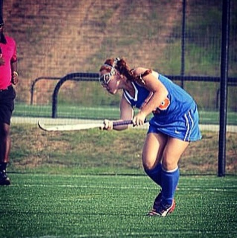 Primer juego de hockey de campo