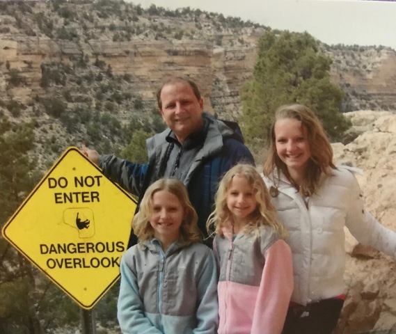 Yo di un paseo in el Gran Cañón con mi familia.