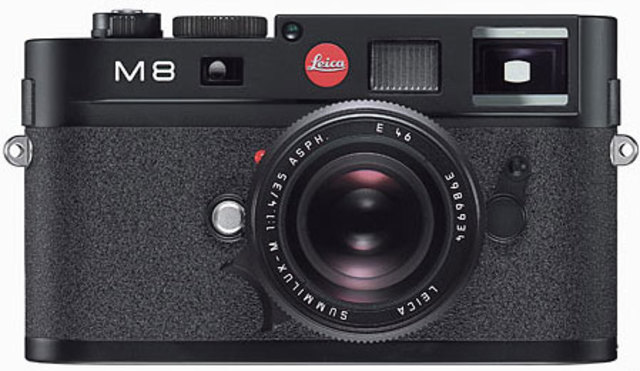 LEICA