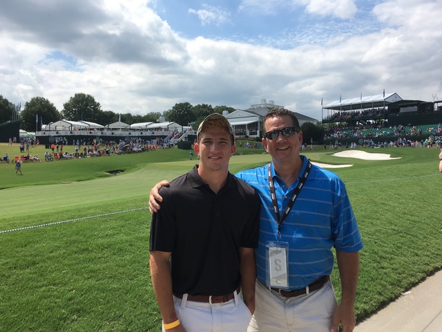 mi padre y yo fuimos a la PGA tour