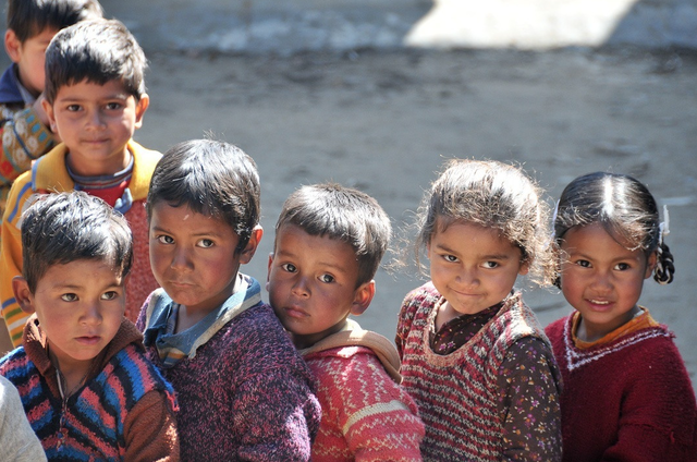 HACIA UNA DEFINICIÓN DE NIÑEZ 1.989