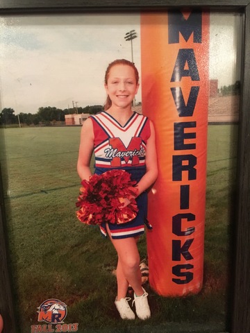 yo hicé el equipo de porristas de MRMS