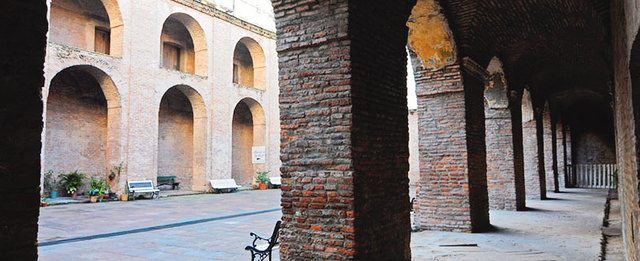 Se construyó la Manzana de las Luces