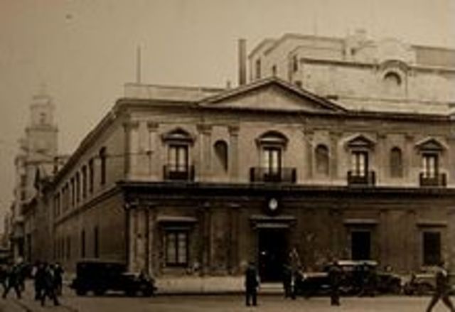 Demolición del edificio de ingeniería