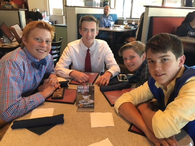 el día cuando la escuela terminó