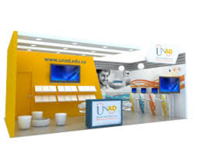 Primera Universidad en usar las TIC