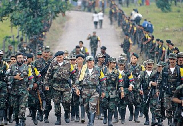 surgimiento de la fuerzas armadas revolucionarias de Colombia (FARC)