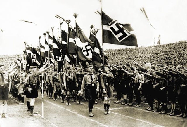 AFFERMAZIONE DEL NAZISMO IN GERMANIA: HITLER