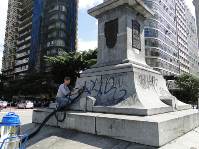 O Pirulito sofre com vandalismo