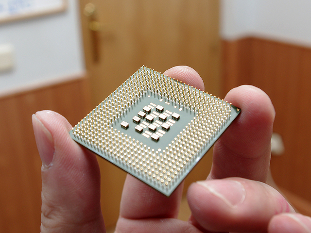 Creación del primero modelo de un microprocesador