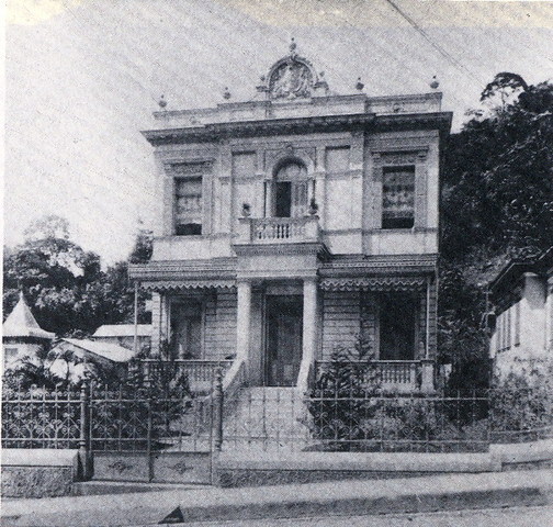 Η Νινέτ στο Σαιν Λουί