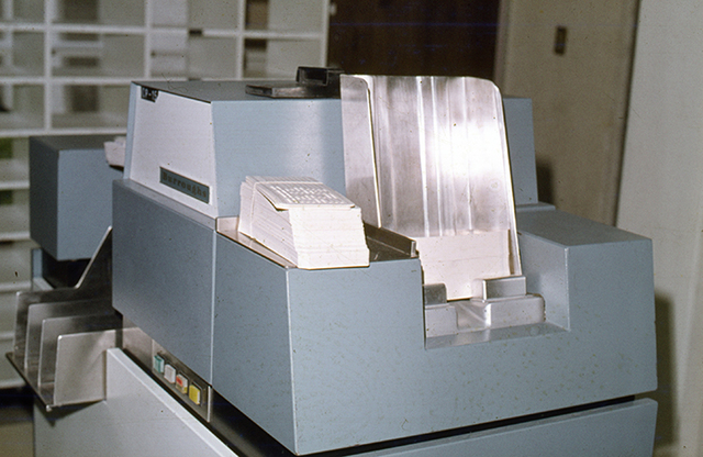Máquinas lectoras de las tarjetas perforadas