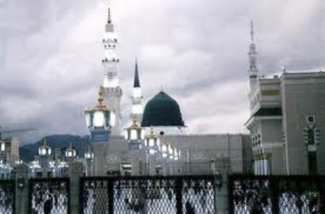 Journey to Madinah.