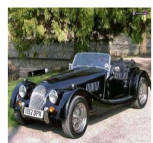 Automóvil con 4 ruedas de motor